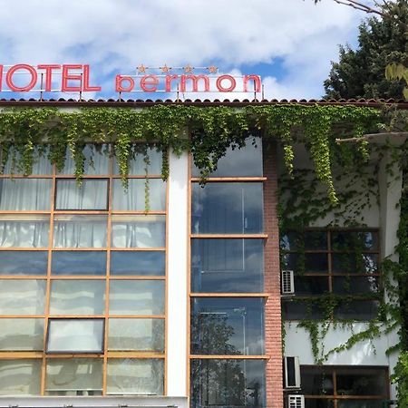 Hotel Bermon Tirana Kültér fotó