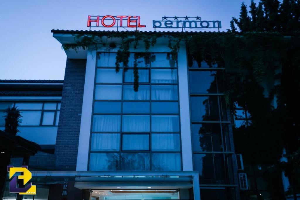 Hotel Bermon Tirana Kültér fotó